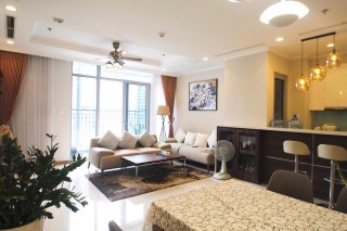 VINHOMES CENTRAL PARK  APARTMENT FOR RENT WITH 3 BEDROOM  FULL INTERIOR, PRICE: 1250  USD. INCLUSIVE OF MANAGEMENT COST, LUXURIOUS FURNITURE.